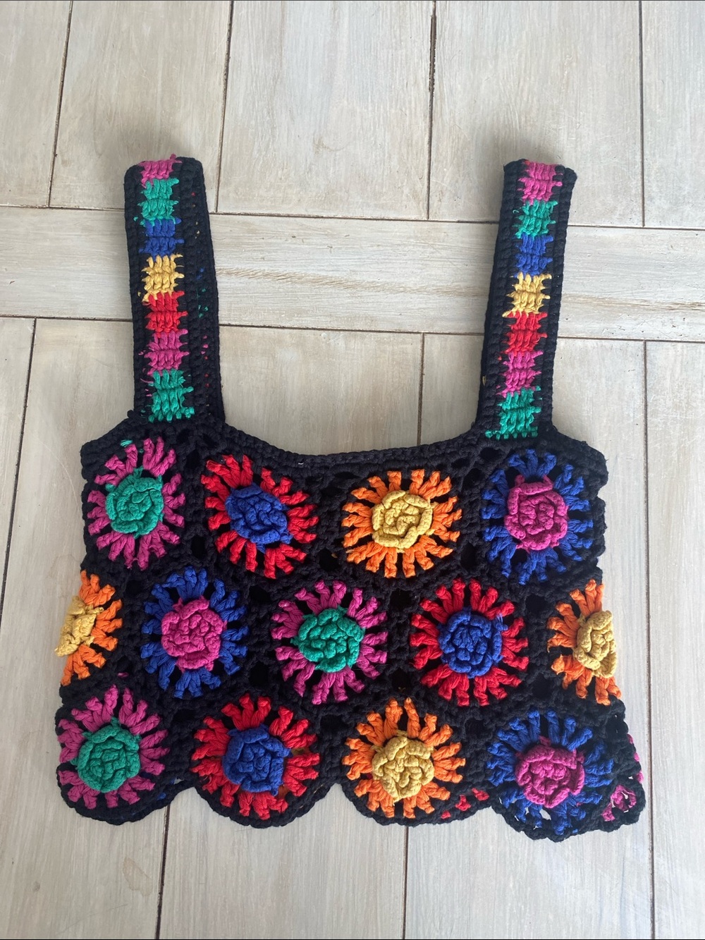 Farm Rio Multi Color Crochet Tank Sweater Size Small - Picture 3 of 4
